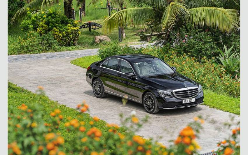 xe mercedes c200 doi 2019 13