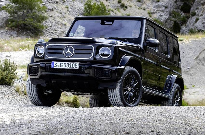 Alternative view of Mercedes-Benz G 580 with EQ Technology