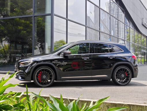 Mercedes AMG GLA 45 S 4Matic 2