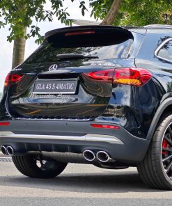 Mercedes-AMG GLA 45 S 4Matic+ Mercedes AMG GLA 45 S 4Matic 8 1
