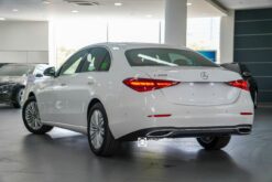 Mercedes-Benz C 200 AVANTGARDE Mercedes-Benz C 200 Avantgarde Trang Bị Động Cơ 1.5L Với 204 HP