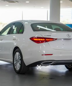 Mercedes-Benz C 200 Avantgarde Trang Bị Động Cơ 1.5L Với 204 HP