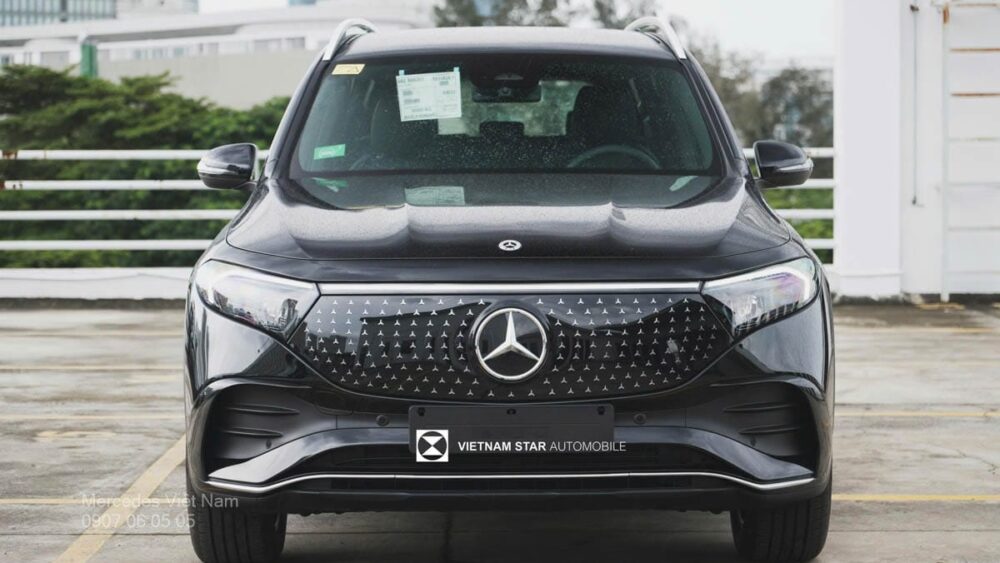 Alternative view of Mercedes-Benz EQB 250+ Facelift