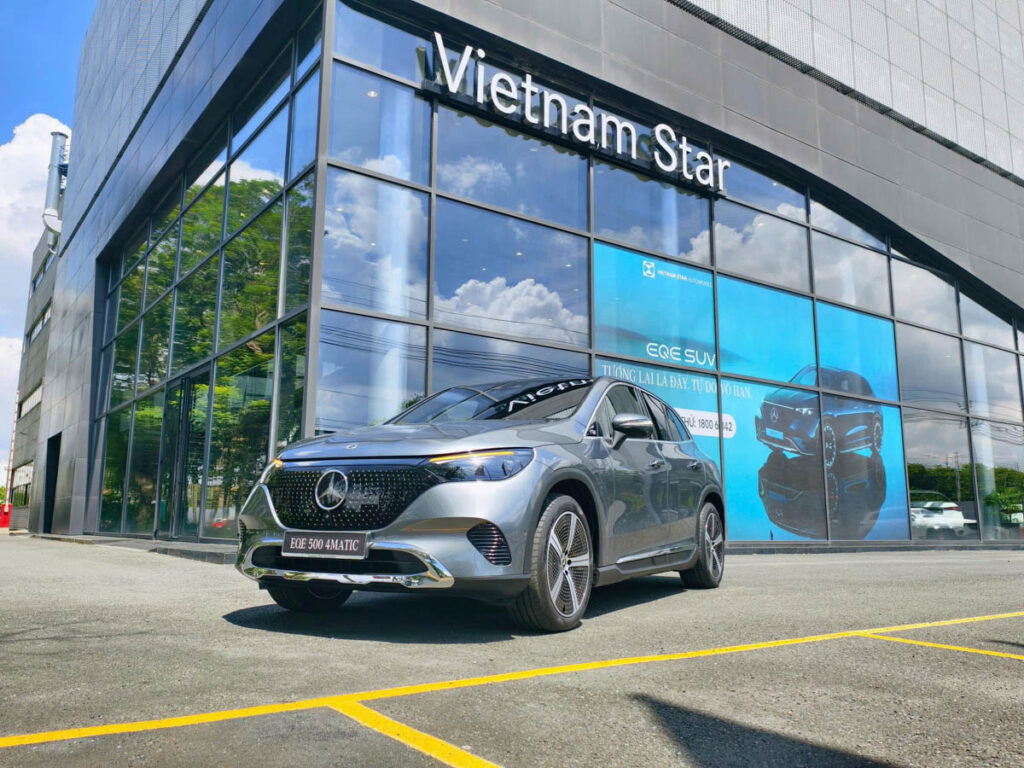 Mercedes-Benz EQE 500 4Matic Màu Xám Selenite