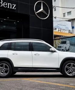 Mercedes-Benz GLB 200 Trang Bị Gói Ngoại Thất AMG