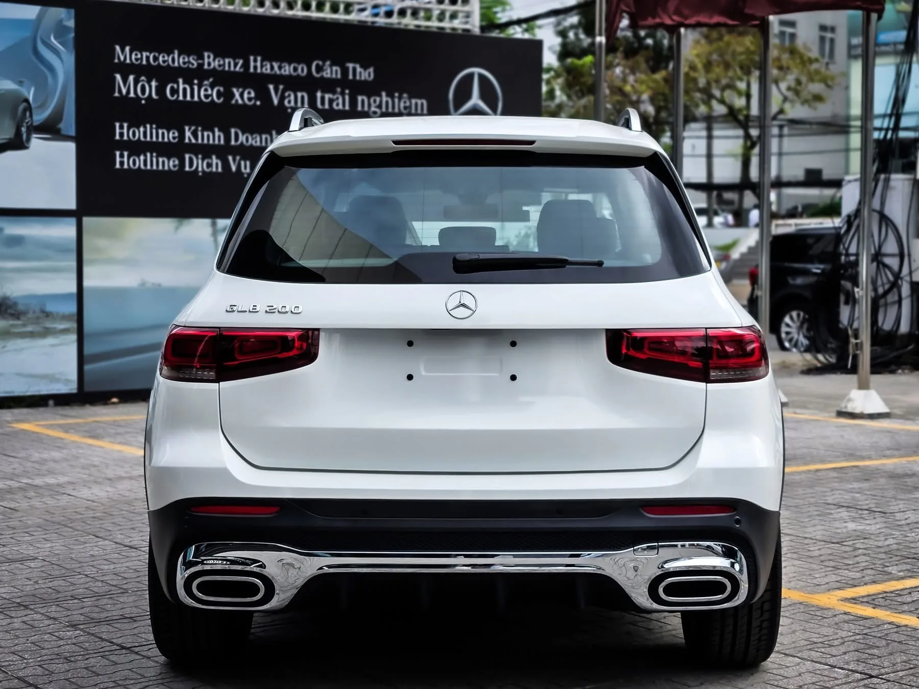 Mercedes-Benz GLB 200 AMG