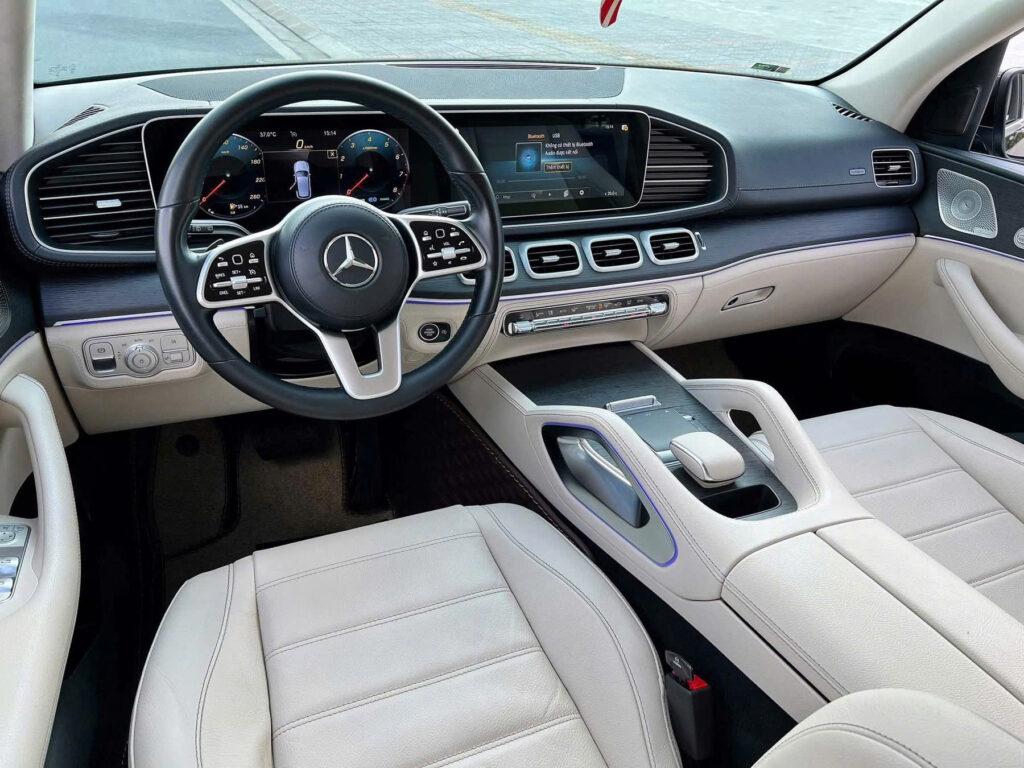 Nội Thất Mercedes-Benz GLE 450 4Matic