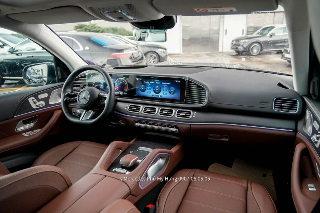 Nội Thất Mercedes GLS 450 2025: Đỉnh Cao Tiện Nghi SUV 7 Chỗ Hạng Sang Nội Thất Mercedes GLS 450 4Matic