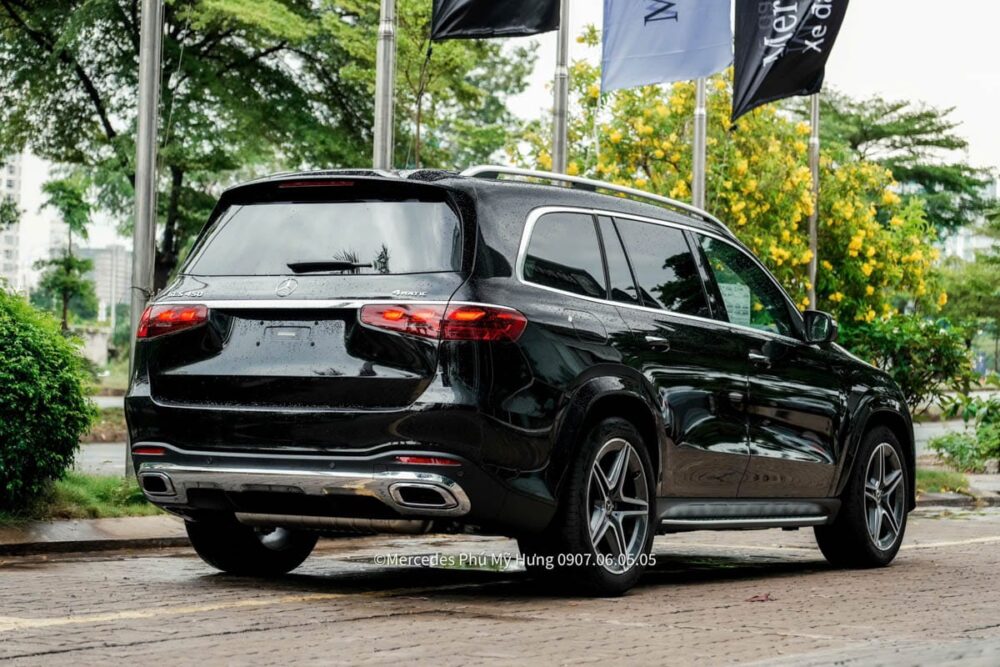Đuôi Xe Mercedes-Benz GLS 450 4Matic Thiết Kế Mới