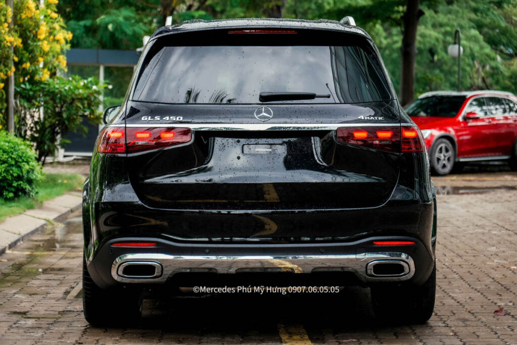 Mercedes-Benz GLS 450 4Matic Mercedes-Benz GLS 450 4Matic Cứng Cáp Hơn Nhờ Thiết Kế Đèn Dạng Khối