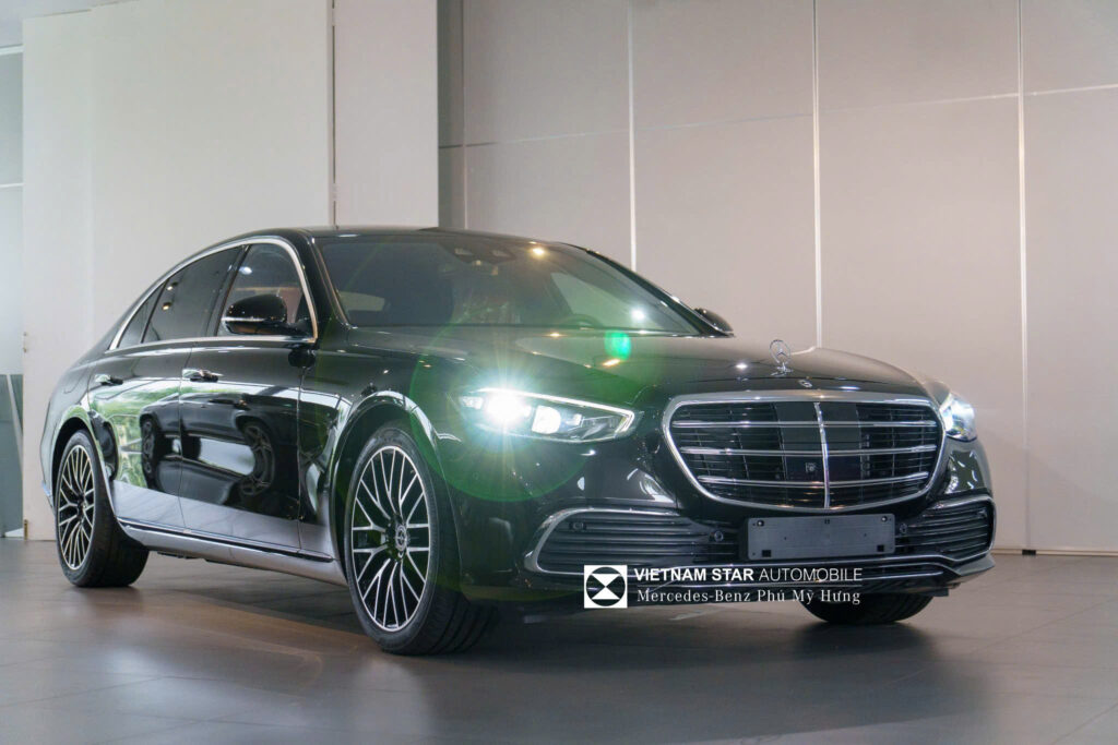 Mercedes-Benz S450 Luxury 4Matic Lăn Bánh Việt Nam