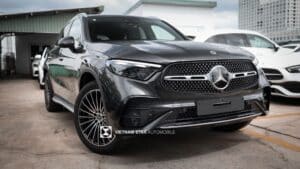 Mercedes GLC 300 4Matic Lan Banh Quan 9 15