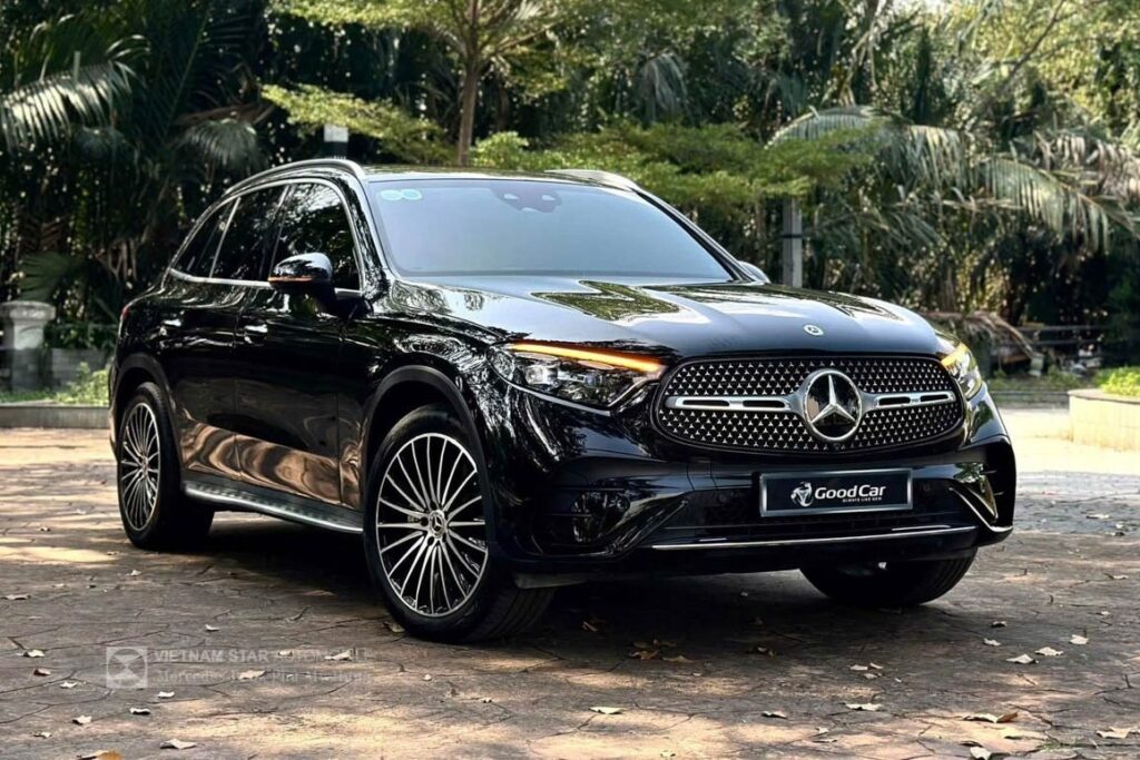 Mercedes GLC 300 4Matic Tai Binh Phuoc 1 1