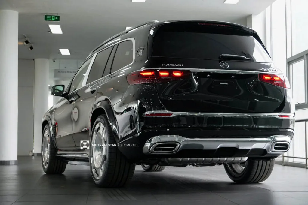 Đuôi Xe Mercedes Maybach GLS 600 4Matic Sang Trọng Và Thể Thao