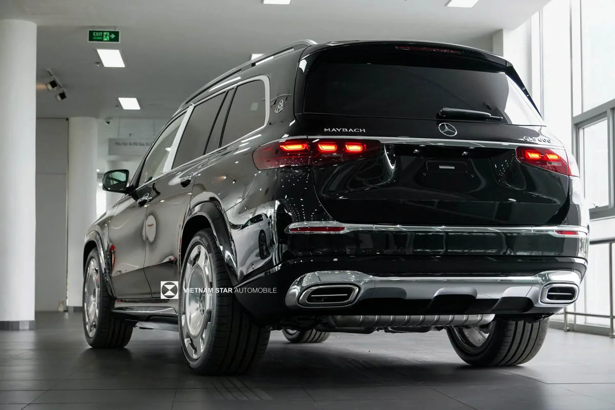 Đuôi Xe Mercedes Maybach GLS 600 4Matic Sang Trọng Và Thể Thao