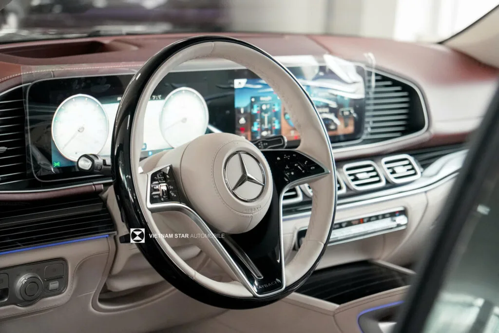Mercedes Maybach GLS 600 4Matic Phòng Điều Khiển Thượng Lưu