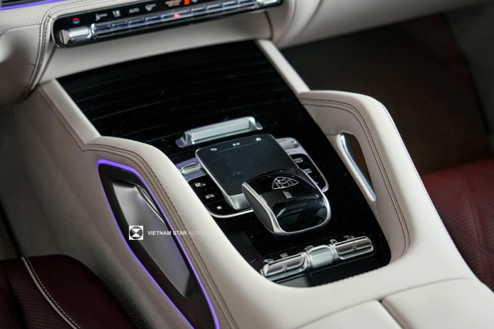 Mercedes Maybach GLS 600 4Matic 28