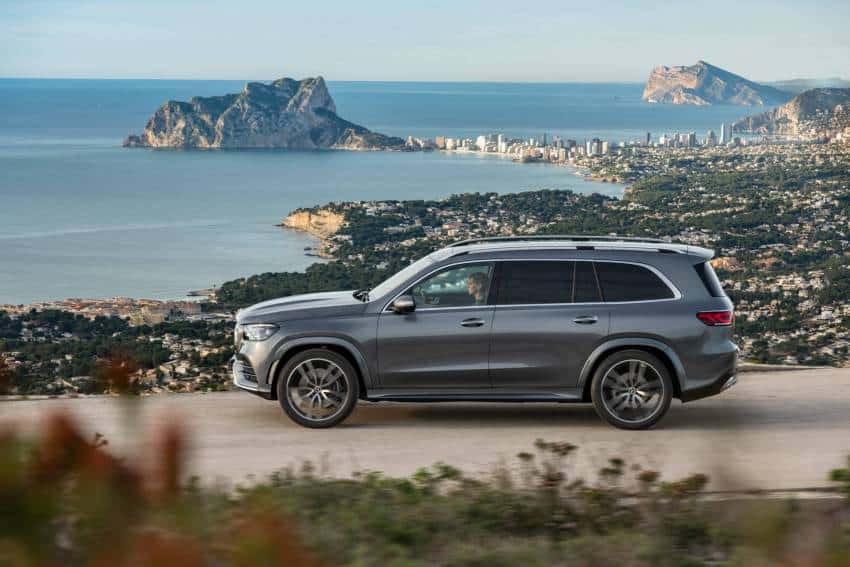 Xe Mercedes Máy Dầu: Đẳng Cấp, Tiết Kiệm và Mạnh Mẽ - Sự Lựa Chọn Dành Cho Bạn xe mercedes may dau 3