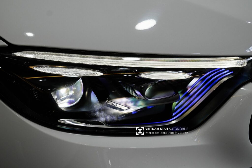 Đèn Digital Light Trên Mercedes GLC 300 4Matic: Công Nghệ Ánh Sáng Đỉnh Cao Den Digital Light Tren Mercedes GLC 300 1