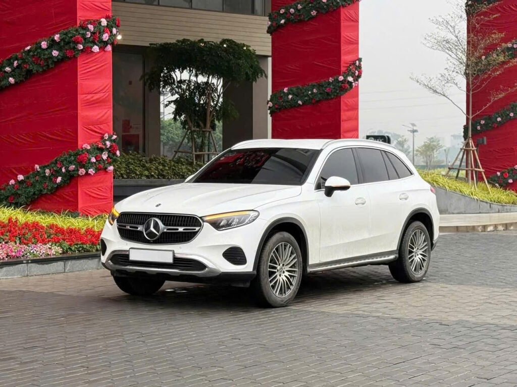 Top 5 Dòng Xe Mercedes Tại Quận 3 | Phù Hợp Với Khu Trung Tâm HCM Top 5 Dong Xe Mercedes Tai Quan 3 2