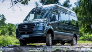 mercedes sprinter clase vip clive sutton 121