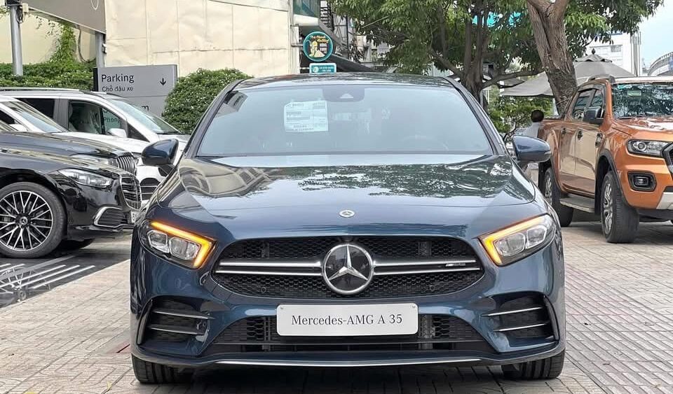 Ngoại Thất Mercedes-AMG A35 4Matic
