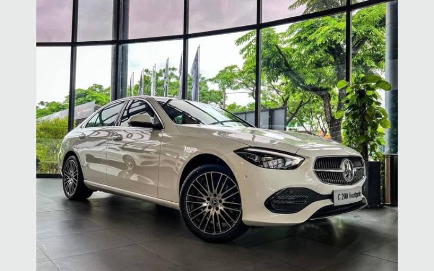 tai sao khong nen mua xe mercedes cu 96