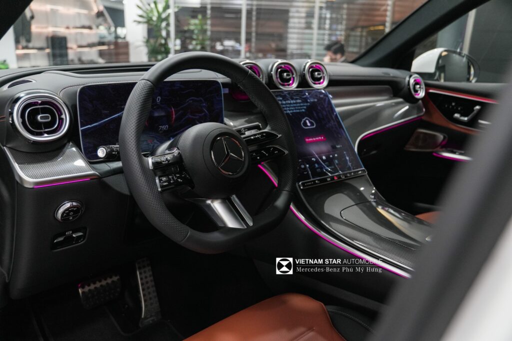 Mercedes GLC 300 Giá Lăn Bánh – Cập Nhật Mới Nhất 2025 Mercedes GLC 300 Giá Lăn Bánh Mới Nhất