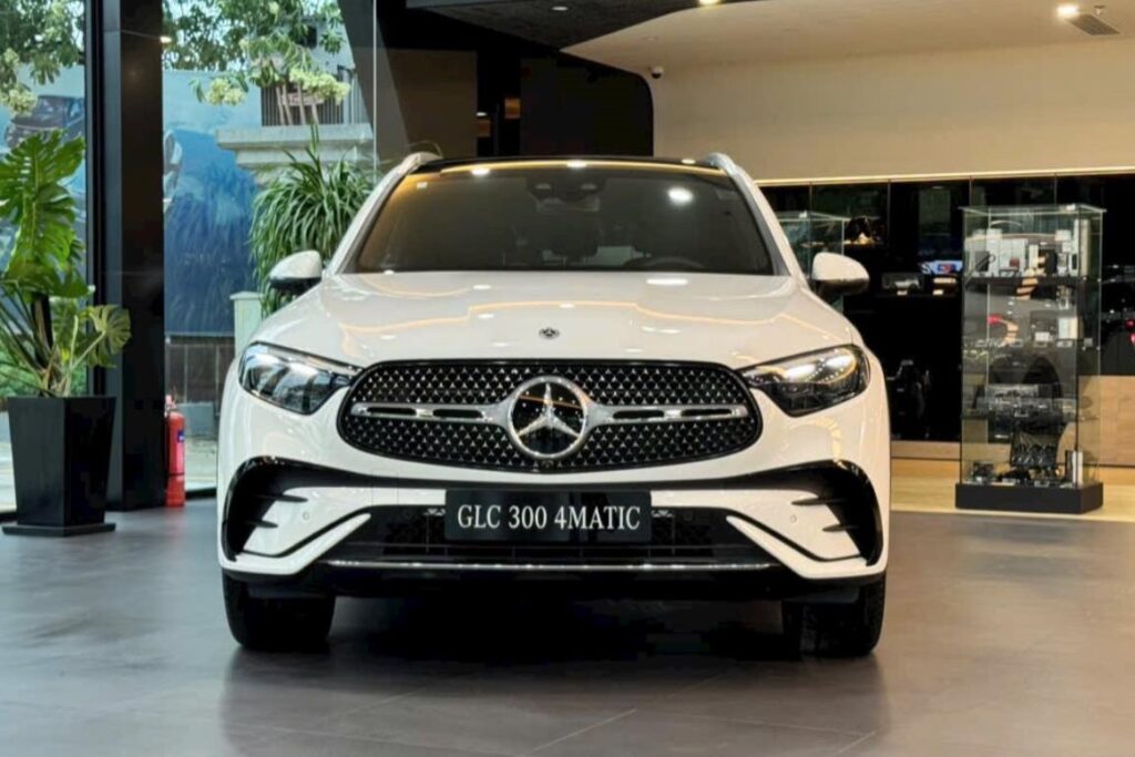 Mercedes GLC 300 4MATIC tại Nha Trang