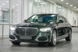 Xe Mercedes 5 Chỗ Giá Bao Nhiêu