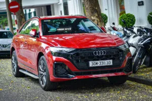 Giá Xe Audi 5 Chỗ Gầm Cao Lăn Bánh