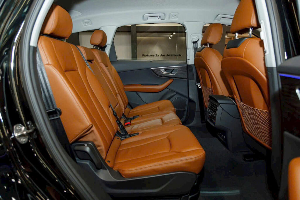 Đánh Giá Audi 7 Chỗ: Đỉnh Cao SUV Hạng Sang Cho Gia Đình Việt Audi 7 Chỗ Gầm Cao | Đánh Giá Audi Q7