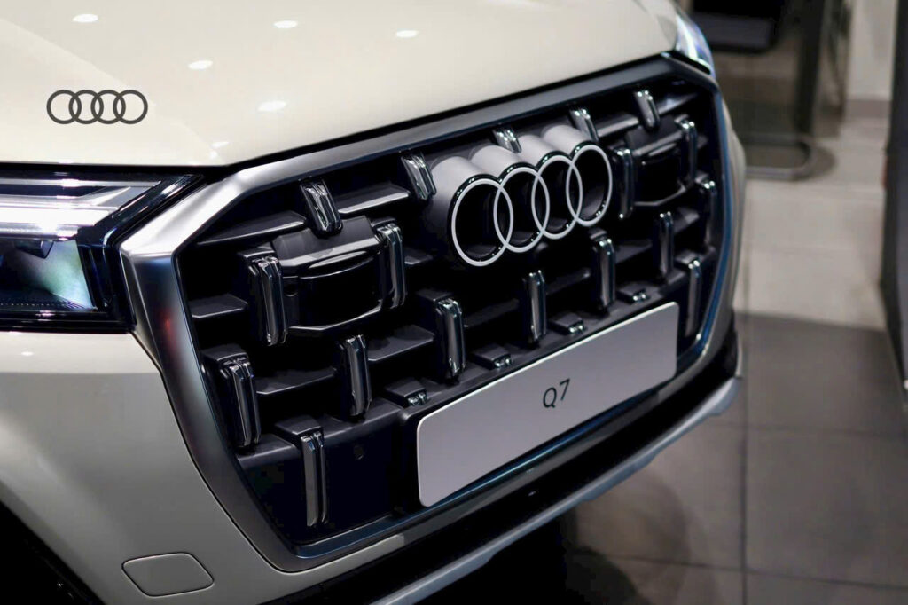 Audi Q7 2025: Biểu Tượng SUV Hạng Sang 7 Chỗ Đậm Chất Đức Audi Q7 45 TFSI quattro