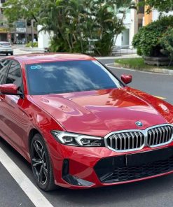 BMW 320i M Sport 2025 với gói M Sport và mâm 19 inch