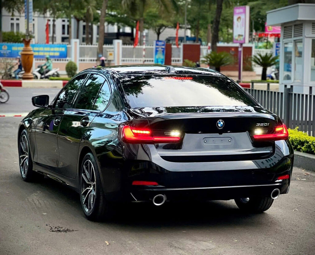 BMW 320i Thông Số Kỹ Thuật