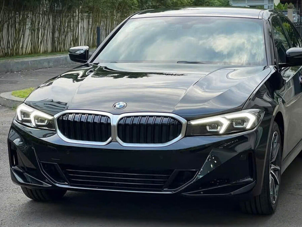 BMW 320i Giá Lăn Bánh 2025: Cập Nhật Mới Nhất Tại Việt Nam BMW 320i giá lăn bánh
