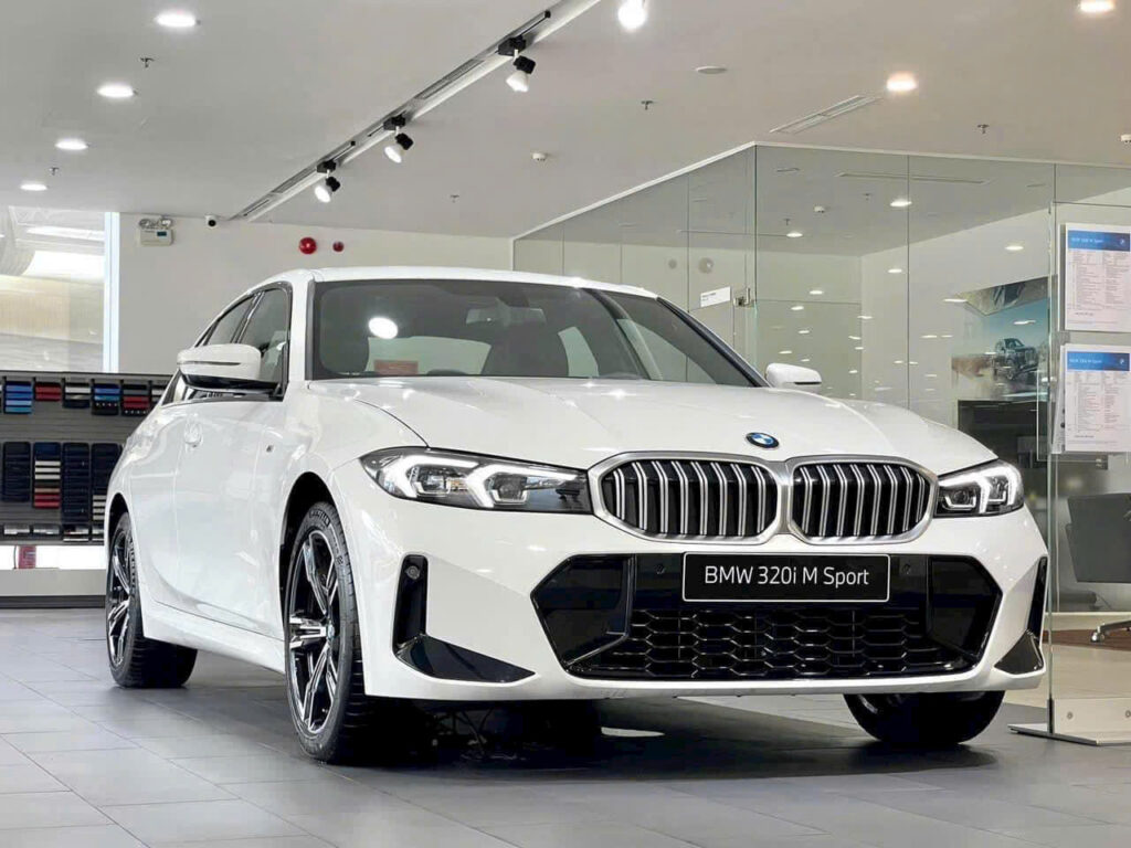 BMW 5 Chỗ 2025 - Giá Xe, Thông Số và Đánh Giá Chi Tiết Xe BMW 5 chỗ 2025 Lăn Bánh Việt Nam