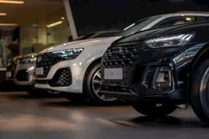 Giá Xe Audi 5 Chỗ