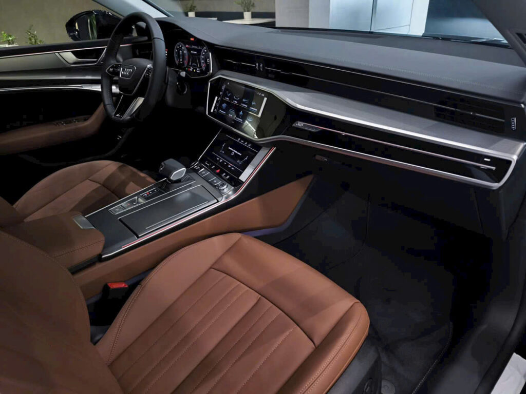 Giá Xe Audi A7 Lăn Bánh Việt Nam