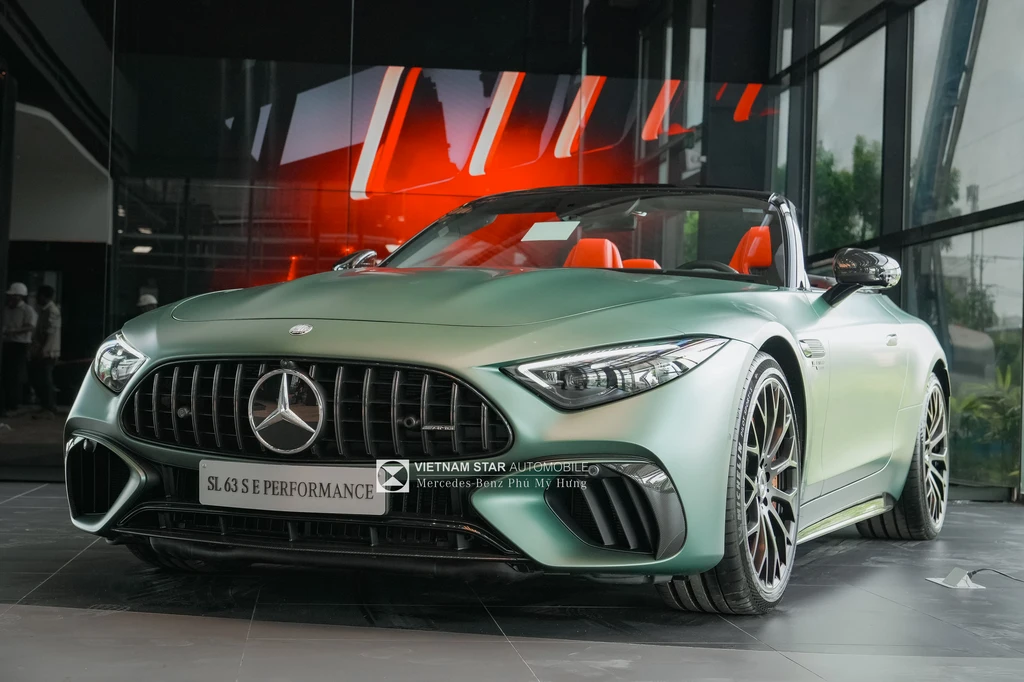 Mercedes-AMG SL 63 S E PERFORMANCE Mercedes-AMG SL 63 S E Performance