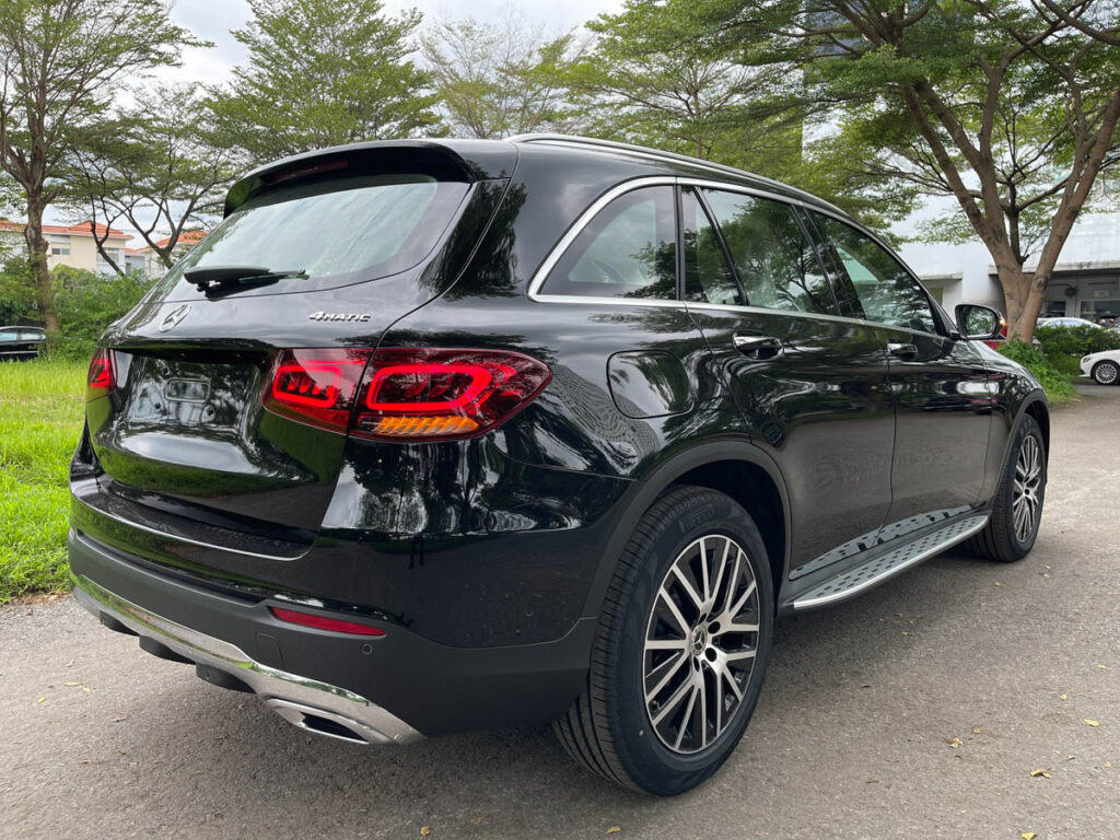 Mercedes-Benz GLC 200 4MATIC 2022: Đánh Giá Chi Tiết Và Giá Bán Mới Nhất Mercedes-Benz GLC 200 4MATIC 2022