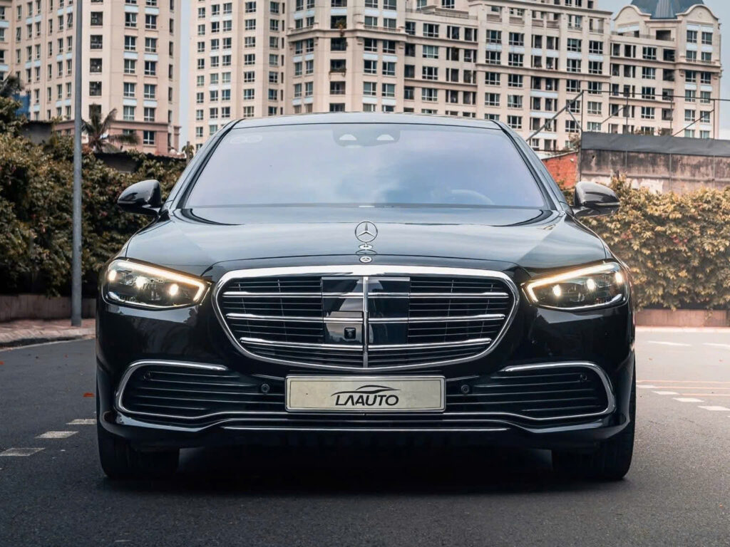Mercedes S450 Lăn Bánh Buôn Ma Thuột: Đẳng Cấp Sedan Hạng Sang Tại Tây Nguyên Mercedes S450 Lăn Bánh Buôn Ma Thuột