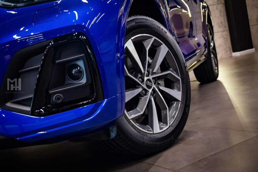 Audi Q5 Công Nghệ An Toàn và Hỗ Trợ Lái Audi Q5 2025
