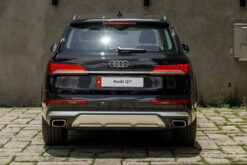 Đuôi Xe Audi Q7 2025