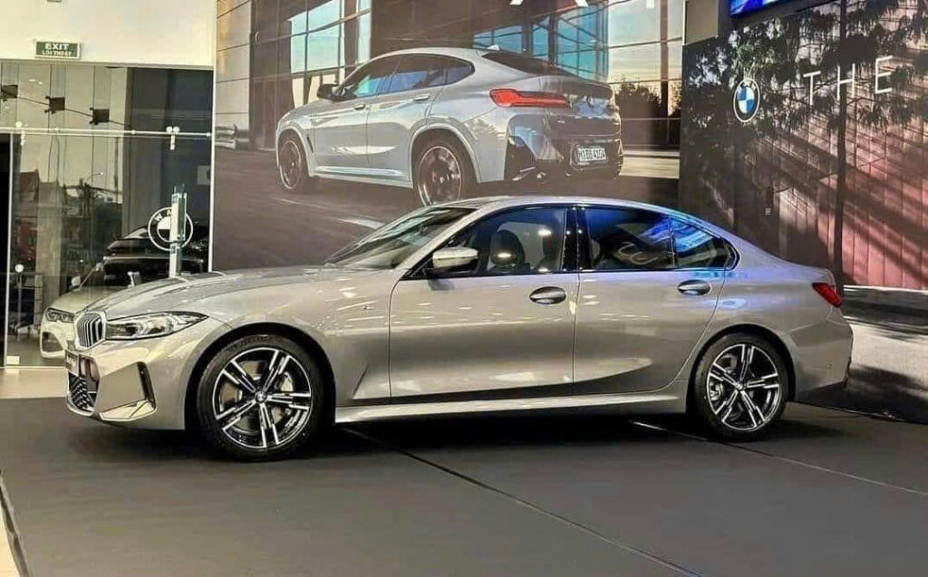 BMW 330i M Sport LCI Thân Xe BMW 330i M Sport Mạnh Mẽ Với Các Đường Gâm Dập Nổi