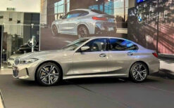 Thân Xe BMW 330i M Sport Mạnh Mẽ Với Các Đường Gâm Dập Nổi