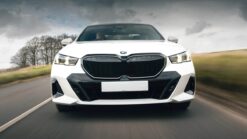 Đầu Xe BMW 520i 2025