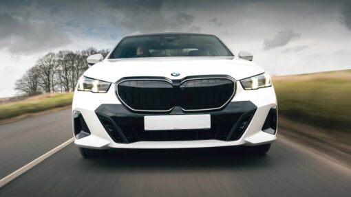 Đầu Xe BMW 520i 2025