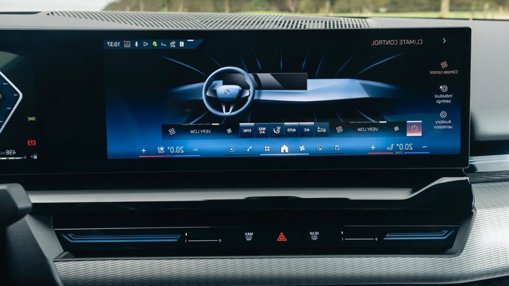 Nội Thất BMW 520i All New