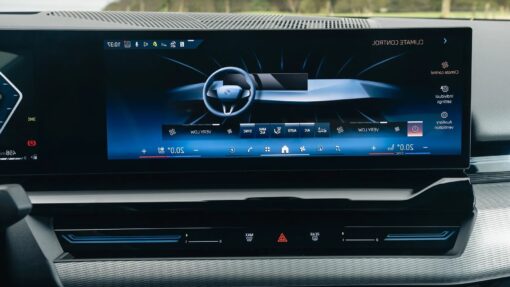 Nội Thất BMW 520i All New